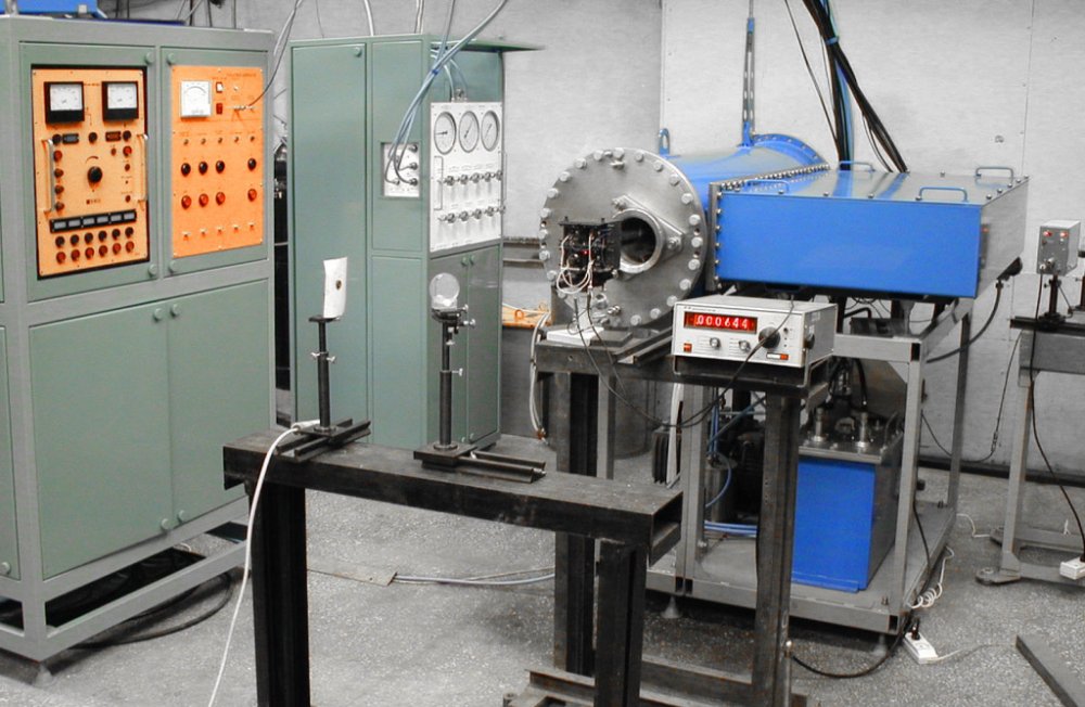 Мощный эксимерный лазер