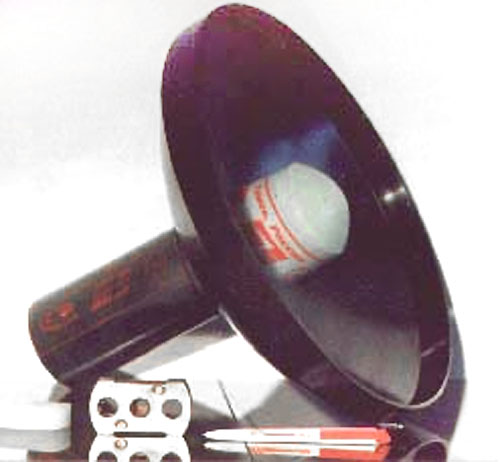 Детали СВЧ- дальномерной системы, выполненные из полиэтилена с токопроводящими и антистатическими покрытиями из меди и нержавеющей стали