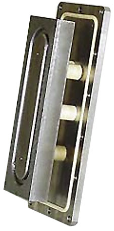 Протяженные ионно-плазменные источники на основе ускорителя с замкнутым дрейфом электронов